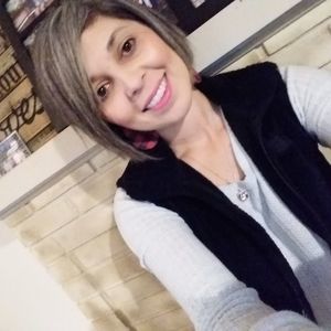 Meet your Posher, Eva